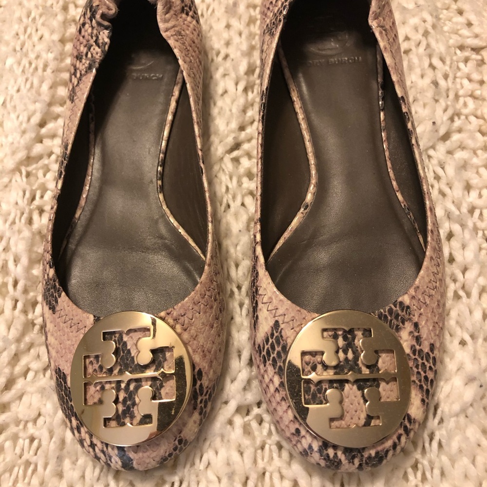 Tory Burch reva snakeskin flats - Picture 1 of 5